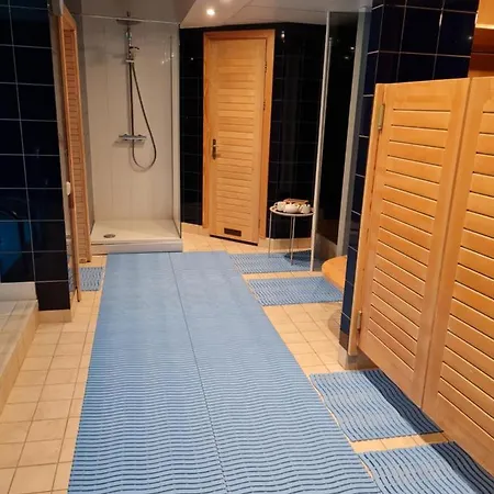 Hotel Marine 3*